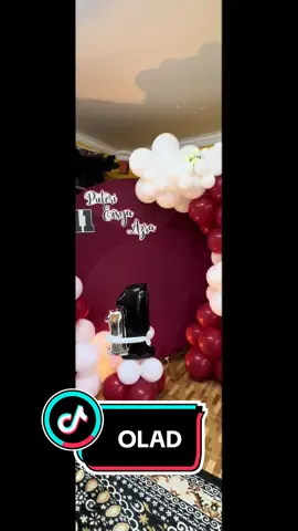 Maroon white🤩 #maroon #balloongalrandbackdrop #birthdaygirl #kuchingsarawak 