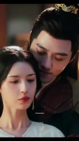 Ketika sesama pewaris takhta di gurun jatuh cinta: cinta, dendam, dan oasis. Suka sama karakter FL dan MLnya, mereka berdua sama2 kuat, punya prinsip, dan satset huhu. Rekomen guys, apalagi cuma 26 eps, kaya kuranggg🥺 Title: Love in the Desert (WeTV)  #CapCut #cdrama #cdramarecommendations #chinesedrama #dramachina #rekomendasidrama #loveinthedesert #alenfang #fangyilun #powercouple #hankizomar #hanikezi #fyp #fyppppppppppppppppppppppp #kamin #chinesedramalover #cdramalover 
