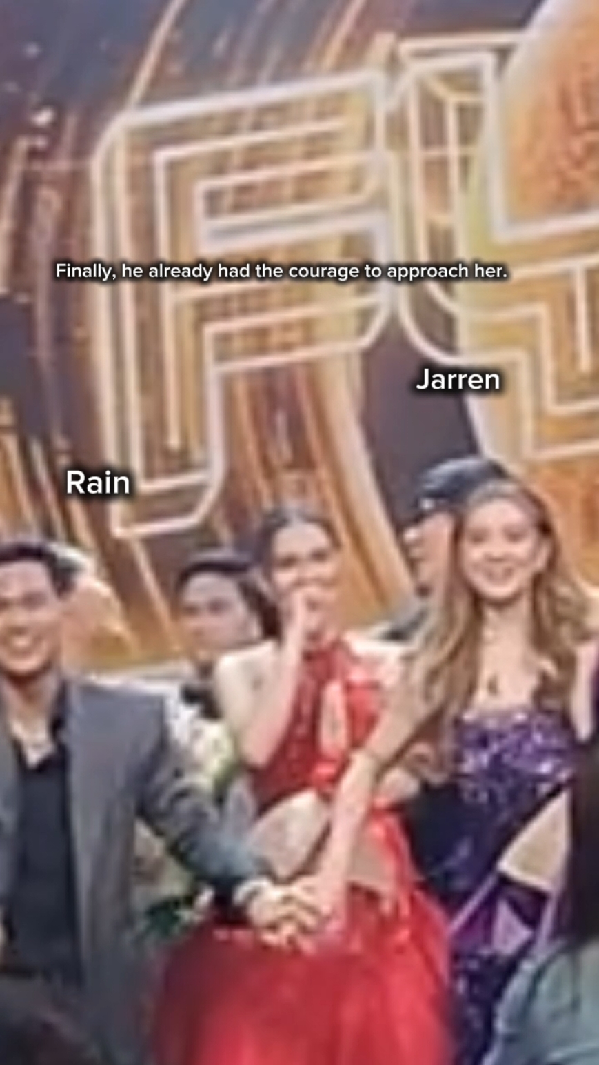 Love these small interactions between Rain and Jarren during the big night. 🥹🩵 Another episode of blurred  videos but they're Rain and Jarren and we are their fans 🙈 #RainCelmar #JarrenGarcia #JaRain #pbbrain #pbbjarren #pbbgen11 #pinoybigbrother #pbb #foryou #foryoupage #xyzbca 