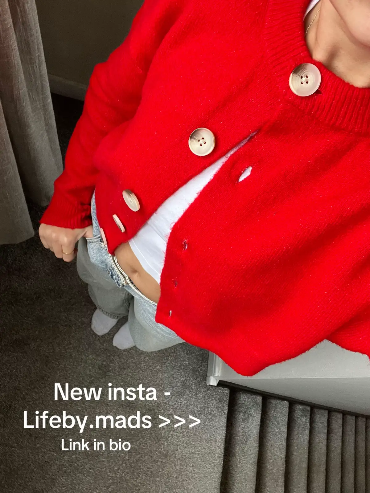 Hey girlies, Please go show some support on my recent instagram post 💛 #insta #outfit #red #winteroutfits #cardigan #fyp Insta  Red  Cardigan