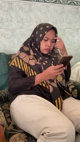 katanya senang punya istri pinter cari uang #fyp #komedi #viral #fypシ゚viral 