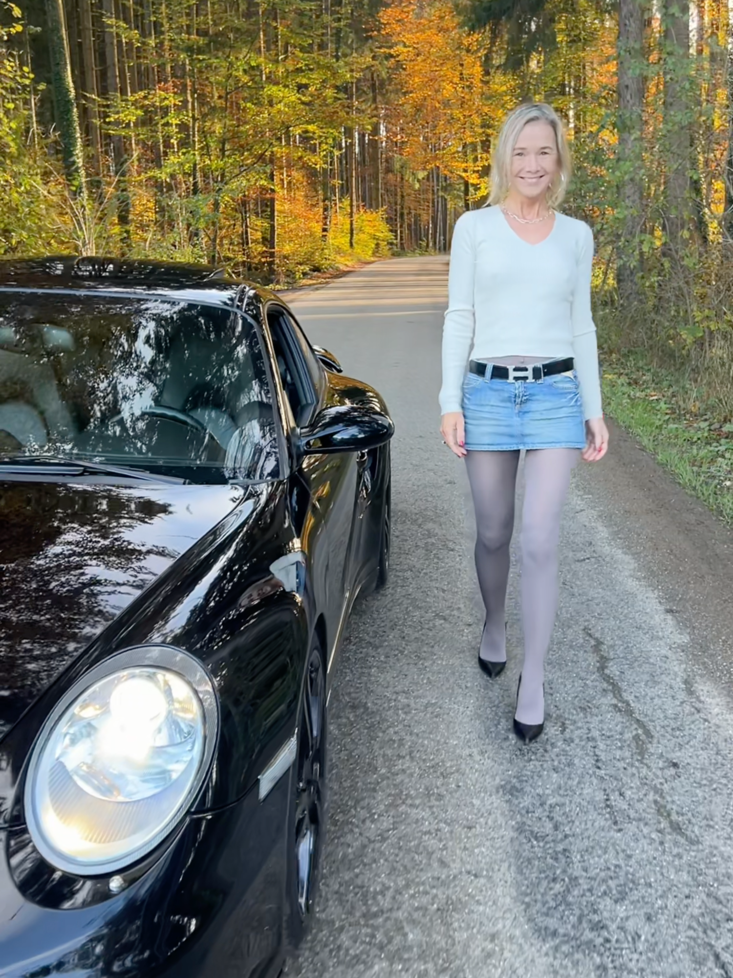 Wer braucht schon einen Mann zum Spazieren gehen wenn man einen Porsche hat.#Porsche #Turbo #sashanylon