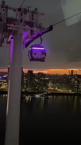 #london #londontiktok   #cablecar #datenight #travel 