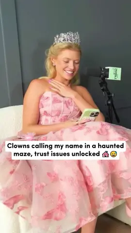 Clowns calling my name in a haunted maze... trust issues unlocked 🎪😅 #clowns #call #name #haunt #maza #trust #issue #unlock #fyp #foryou #fairlyoddparents #sarahandlo #thebeestons #fairlyoddsisters #podcast #podcastclips #stories #girlspodcast