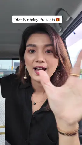 Dior ကပေးတဲ့မွေးနေ့လက်ဆောင်လေး #dior #diorbeauty #ディオールノベルティ #ディオールコスメ #開封動画 #မြင်ပါများပြီးချစ်ကျွမ်းဝင်အောင်လို့😜🤗 