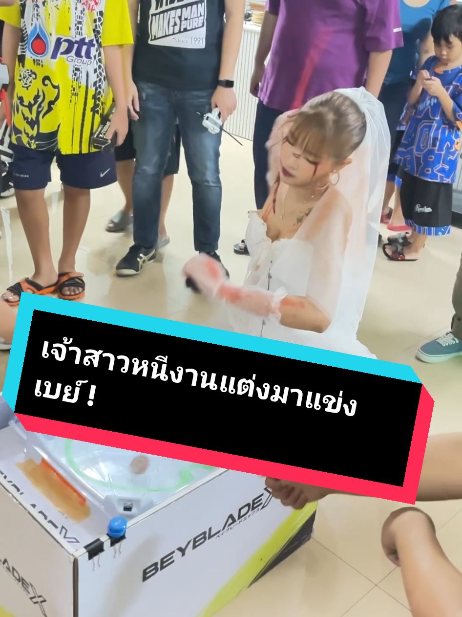 ฟีนิกซ์วิ่งตบ2รอบ เอาเขาไม่ลง  เบย์ไก่หรือเราไก่ !!  #ベイブレード #เบย์เบลดx #ของเล่นยุค90 #เบย์เบลด #beybladeX #beyblade #halloween 