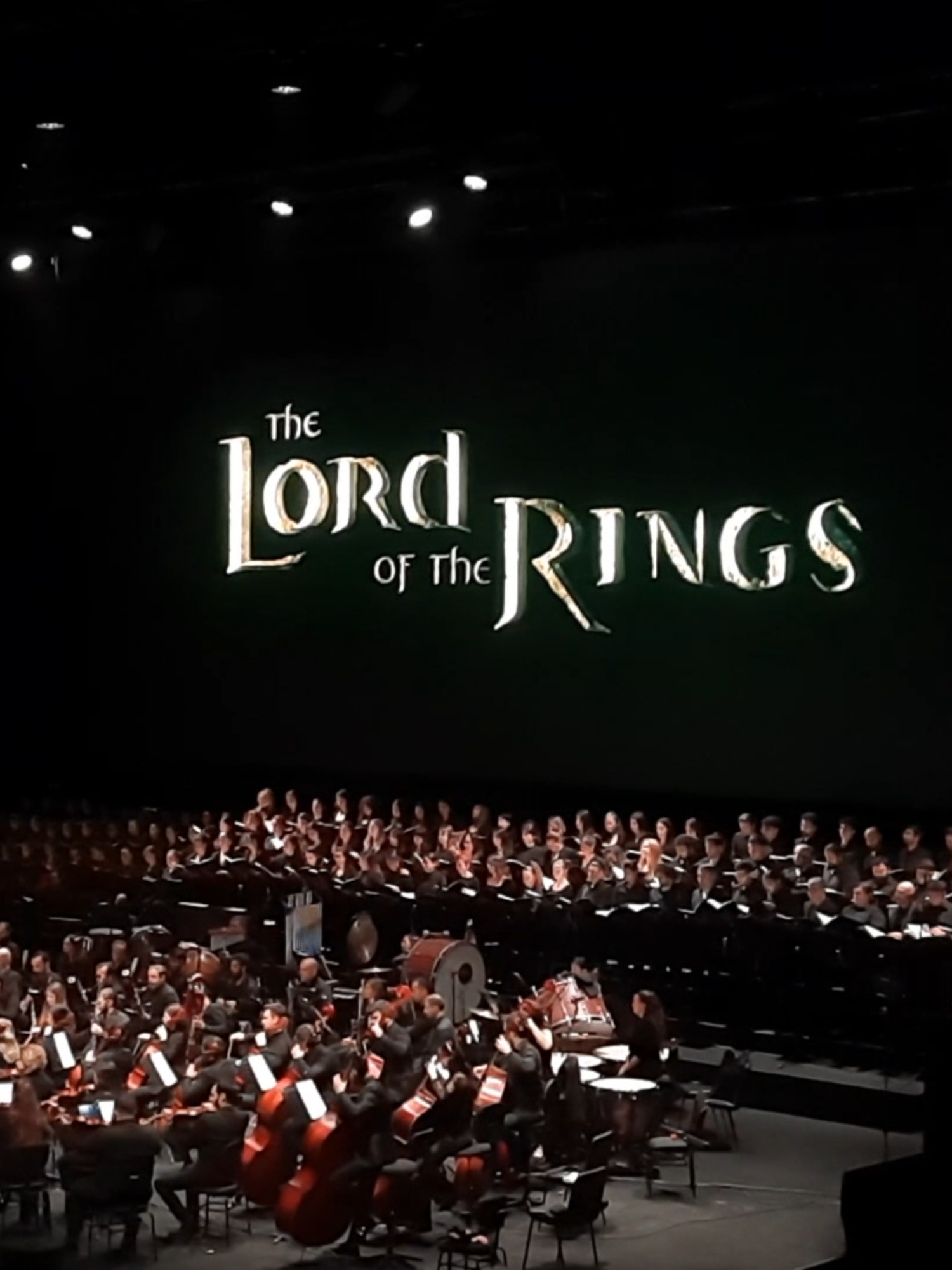 Lord of the Rings: The Fellowship of the Ring in Concert; Opening Theme First Scene (İSTANBUL LİVE 21.10) #1  #live#concert#istanbul #howardshore#bestmusic#lotr#movie#hobbit#fellowship#shire#song