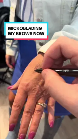 A microblade brow pen. SIGN ME UP! @DollyRose @Mia #microblade #browpen #microbladebrowpen #makeup 