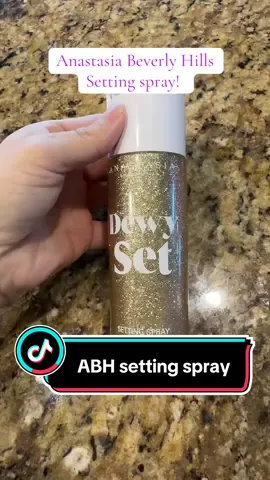I’ve been using this setting spray for years and love it! Dont miss the #ABHSBD deals! #Makeup #SettingSpray #anastasiabeverlyhills #SelfCare #StockingStuffers 
