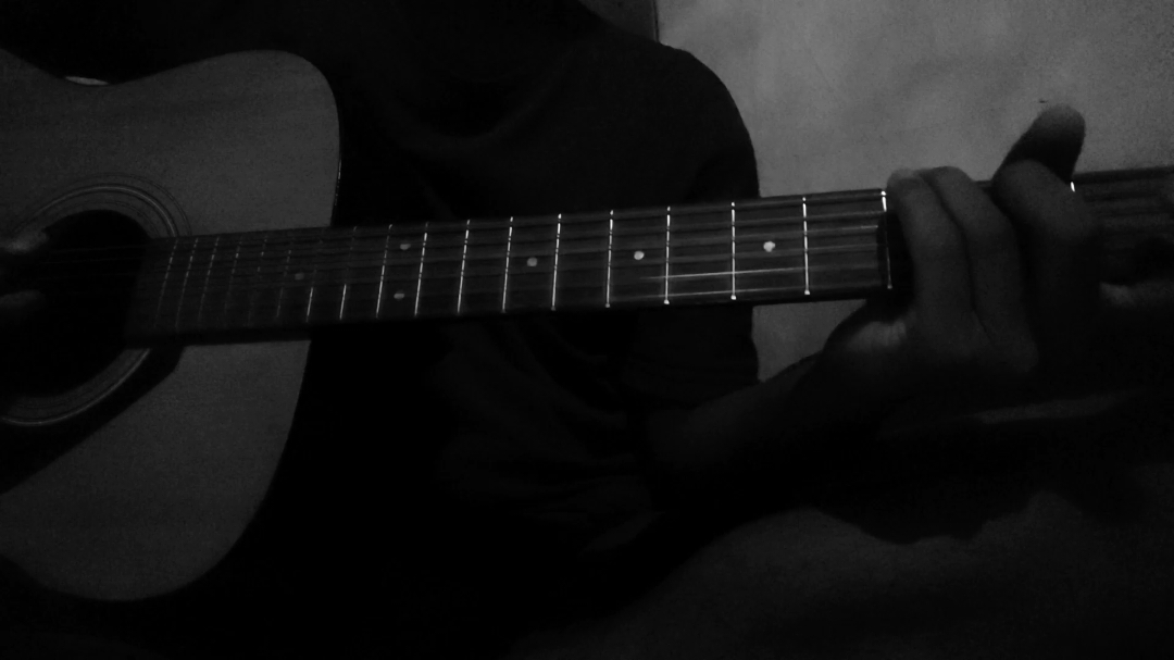 #dalanliyane  #coverakustik #lagujawa #fyp #fingerstyle #coverlagu #covergitar #fingerstyledalanliyane ##