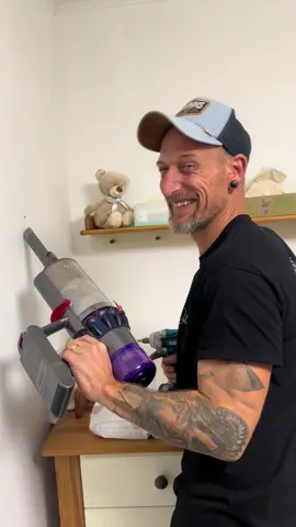 Das männliche Gehirn😂🤣#heuwinkels #sveni #sveniundnicki #couple #männer #männerundfrauen #lustig #lustigevideos #unterhaltung #couplegoals #handwerk #bohren #saugen #lachen #lachenistgesund #😂 #😂😂 #😂😂😂 