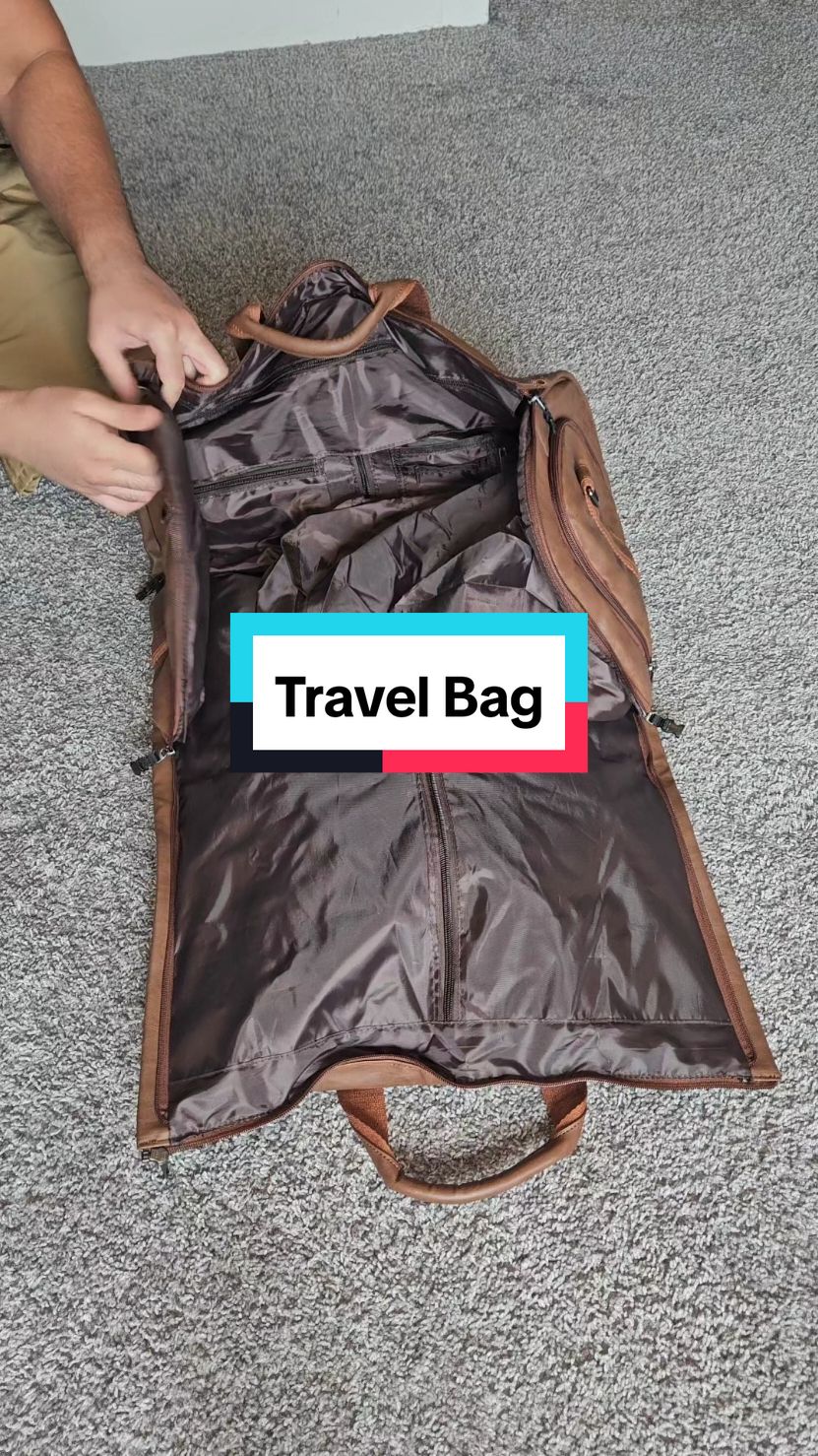 I can't believe this travel bag can fit SO MUCH stuff 😱 #mensfashionwear #mensfashiontips #giftideas #tiktokshopblackfriday #tiktokshopcybermonday #tiktokshopholidaydeals #mens #travel #traveltiktok #traveltok #travelbag 