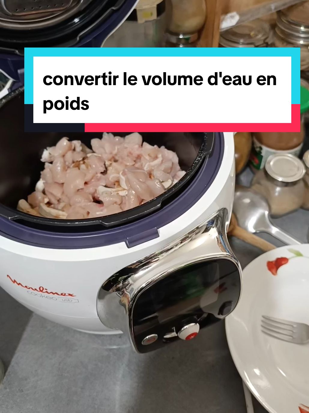 Réponse à @han_3115  550 ml d'eau correspond à 550 grammes, puisque 1 ml d'eau pèse environ 1 gramme. Si tu cherches à convertir cela en d'autres unités, par exemple en litres, c'est 0,55 litre. #cuisine #astuce #solution #sciences #ecole 