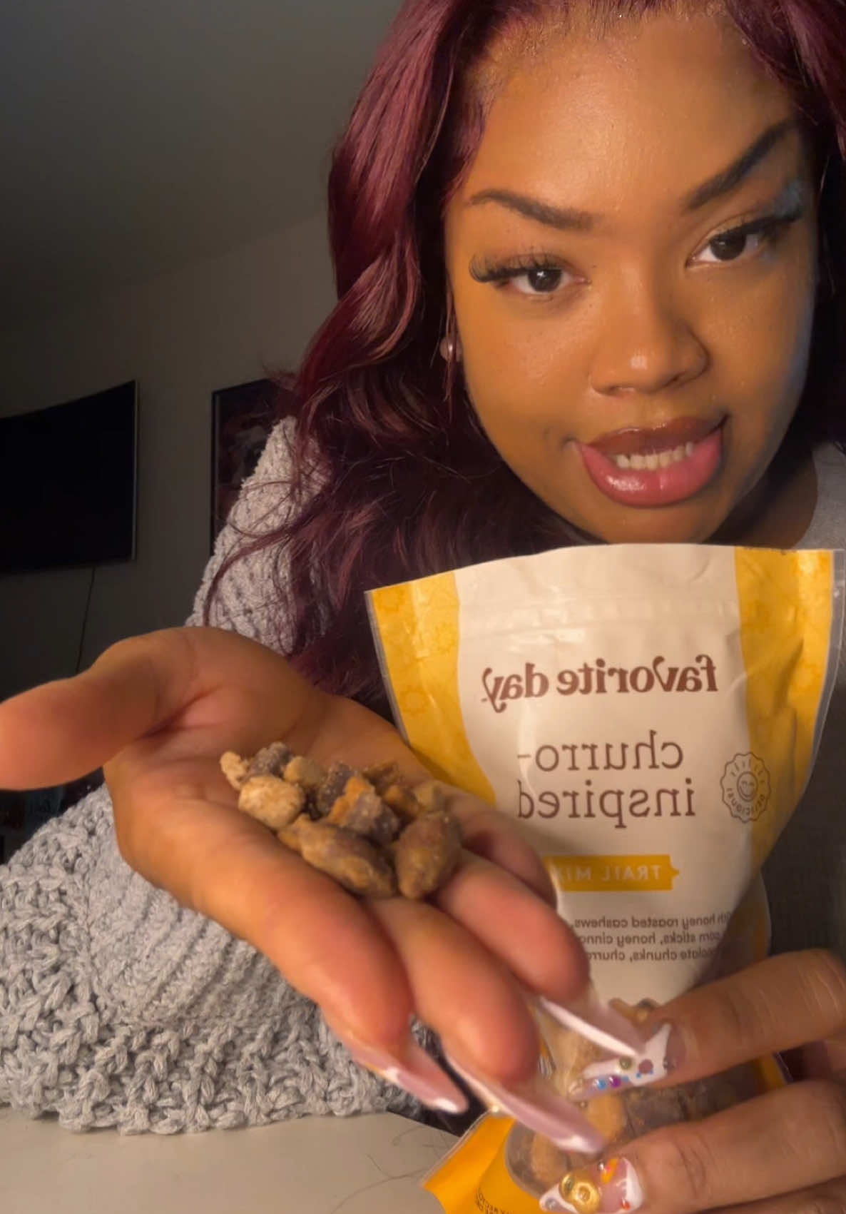 Churro-Inspired Trail Mix from Target is a GOOOOOOOOOOOO #churro #trailmix 