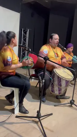 Un Poco De La Presentación En El Alagbe De Oro 2024