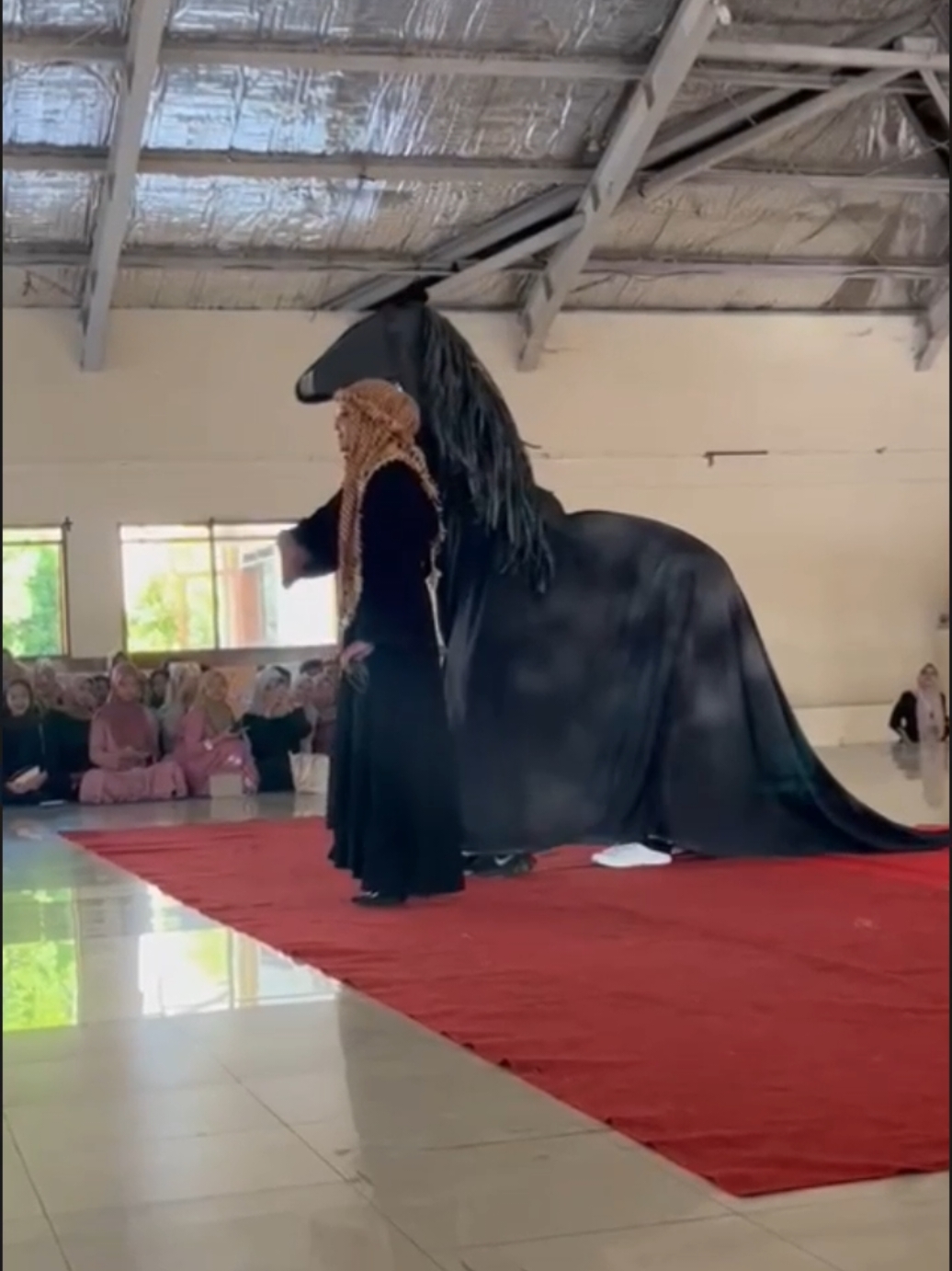 Kuda Geol baru Puber jadi Juaranya....@rvtarrr  #fyp #fashionshow #maulidnabi #unsapsumedang 