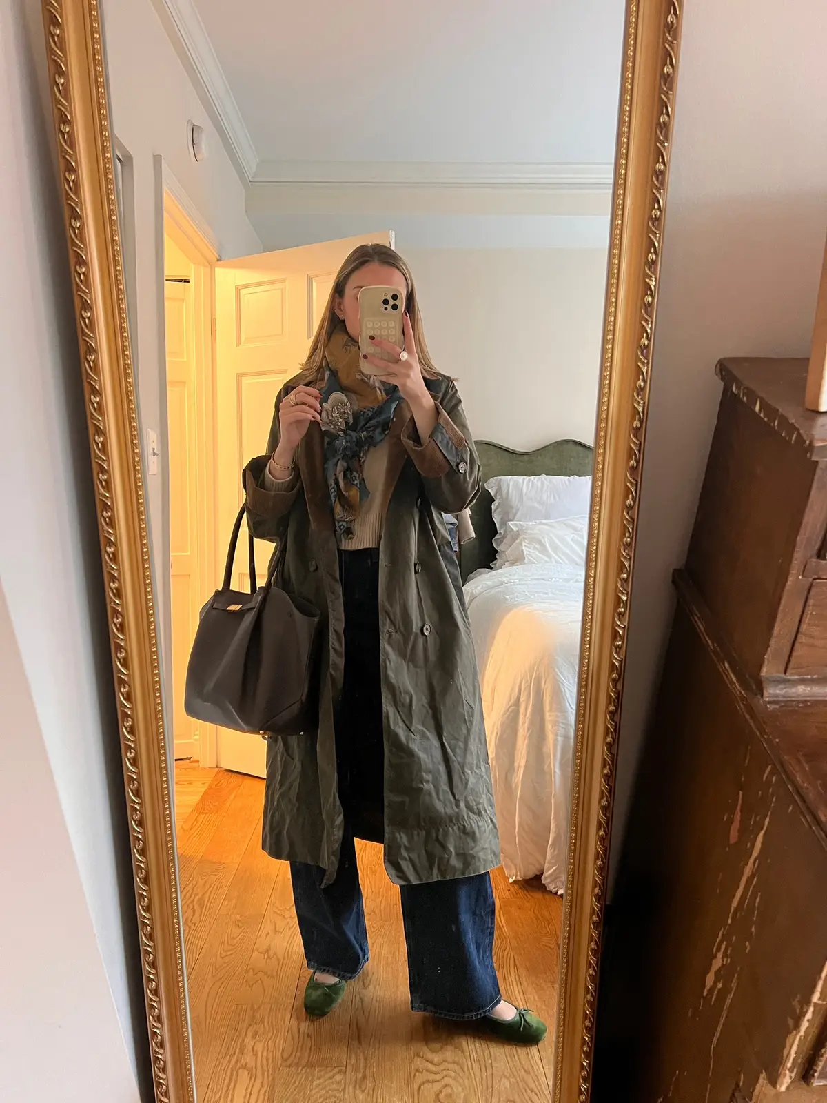 happy fall from me & my mirror🪞🍂☕️🤎 #falloutfits #falloutfitinspo #fallootdinspo 