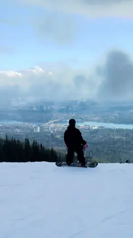 Special views from Grouse mountain #snowboarding #fyp #vancouver #grousemountain 