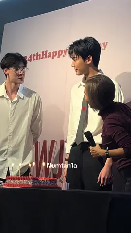 เมื่อธีอวยพรวันเกิดดิว แล้วดูดิวตอบกลับ ซึนมาก555555555555555 😂😂😂 #24thHappyDewDay #dew_jsu #dewjirawat #ดิวจิรวรรตน์ #tee_vtp 