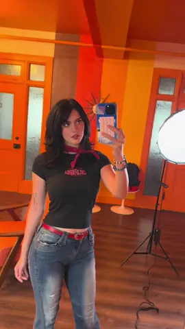 Jinkies 👀🔎 #velmadinkley #velmacosplay #scoobydoo 