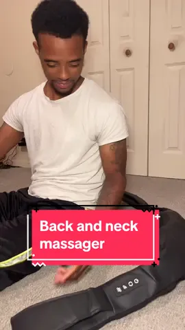 We didn’t know how to put it We didn’t no how to put it on lol 😭😭 thats why we should of read the instructions 🤦🏽‍♀️😭🤦🏽‍♀️ #backandneckmassager  #beautylife  #shiatsu  #Tiktokshopblackfriday  #tiktokshopcybermonday  #blackfriday  