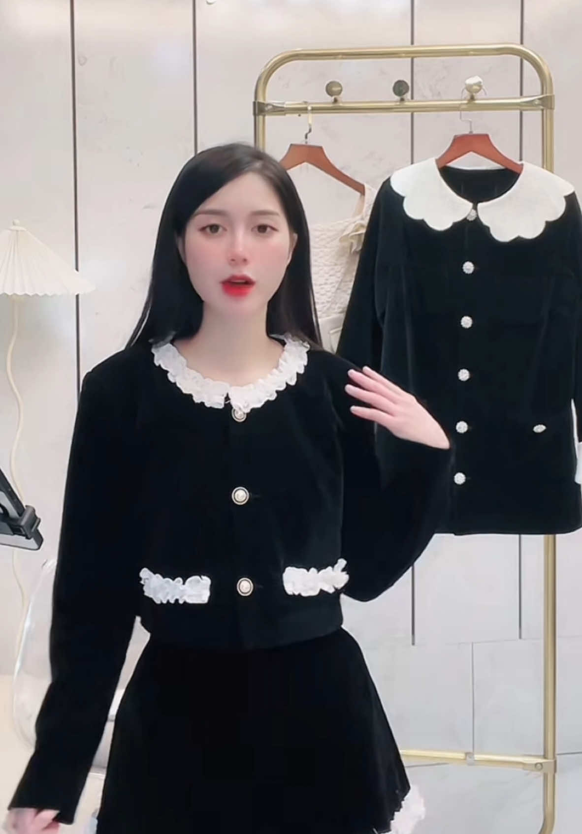 Set ( Áo + Chân Váy ) Áo Nhung croptop tay dài cổ tròn mix bèo phối chân váy A dành cho nữ  #xuhuong #xuhuongtiktok #viral #viralvideo #hottrend #thinhhanh #fyp #foryou #viraltiktok #longervideos #lenxuhuong #thoitrangnu #thoitrangtiktok #setdoxinh #setaochanvay #setdonhung #setaocroptop #setdokieu #setaovaythietke #setdohottrend 