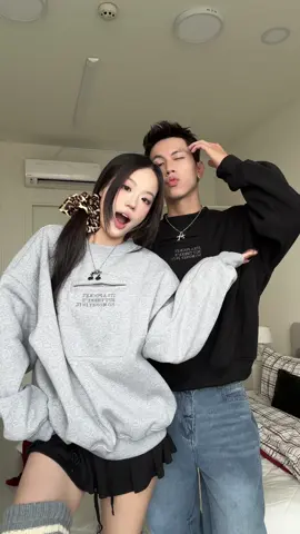 tag người mang áo đôi vào nha #yc1996 