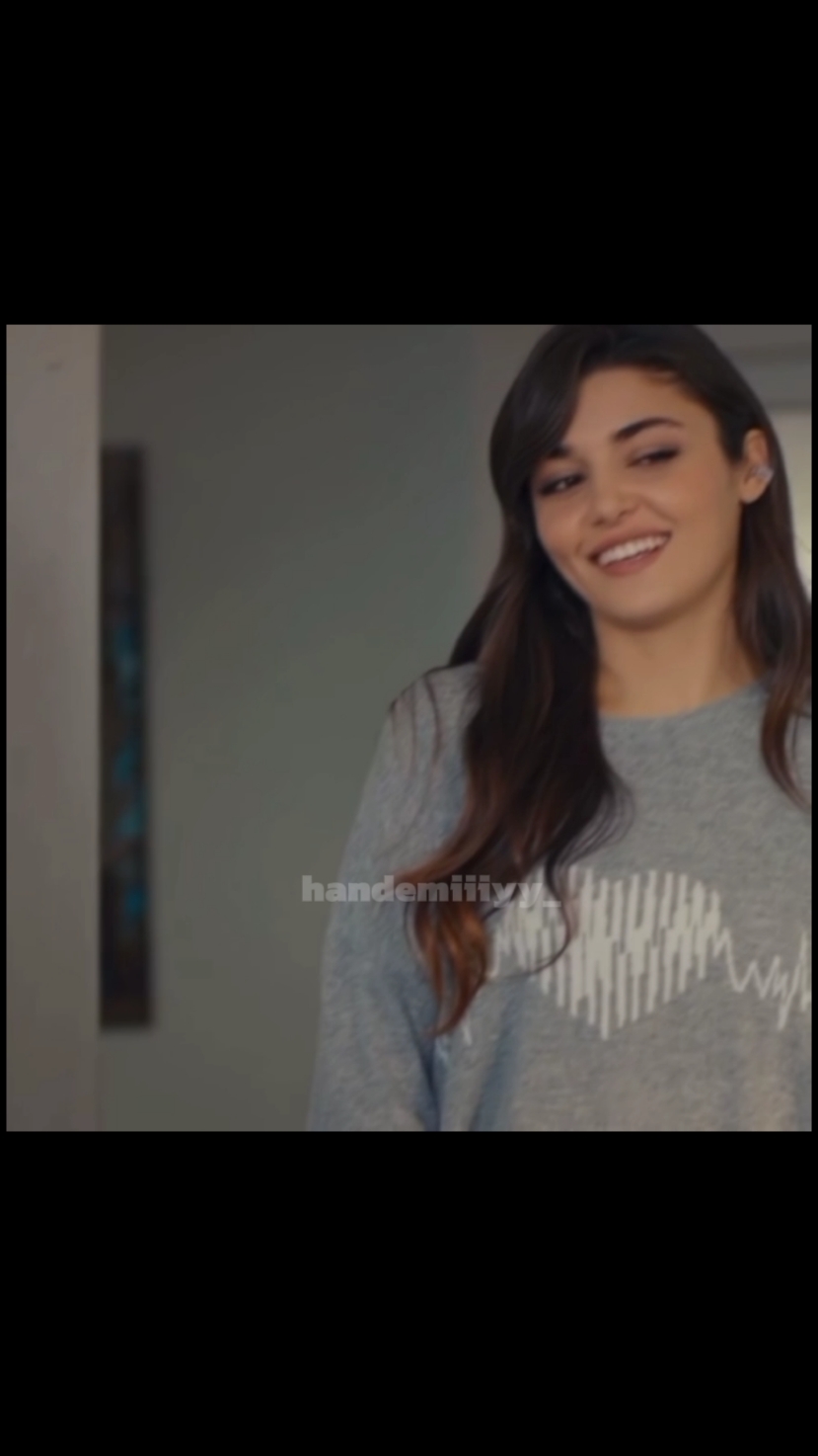 Eda Yildiz💘 #fyp #gym #sencalkapimi #sercanbolat #edayildiz #edser #постучисьвмоюдверь #handeercel #kerembürsin 