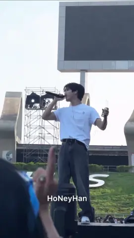 #Han #GetIt #StrayKids #SoundCheck #DominATE #Kaohsiung #DominATE_Kaohsiung #WorldTour #StrayKidsWorldTour #StrayKidsDominATE #StrayKidsDominATEKaohsiung#ATE #SKZ #BangChan #LeeKnow #Changbin #Hyunjin #Han #Félix #Seungmin #I_N #ChristopherBang #LeeMinho #SeoChangbin #HwangHyunjin #HanJisung #FélixYongbokLee #KimSeungmin #YangJeongin #슼즈 #방찬 #찬 #이민호 #리노 #창빈 #서창빈 #현진 #황현진 #한 #한지성 #펠릭스 #용복 #승민 #김승민#아이엔 #양정인 #안에 #Chan #Leader #Lino #Changbinnie #Binnie #Hyunjinnie #Jisung #Hannie #Hanna #Yongbok #LeeFélix #FélixLee #Jeongin #StrayKidsBangChan #StrayKidsLeeKnow #StrayKidsChangbin #StrayKidsHyunjin #StrayKidsHan #StrayKidsFélix #StrayKidsSeungmin #StrayKidsI_N #슼즈 #StrayKidsWorldDomination #StrayKidsStay #StrayKidsEveryWhereAllAroundTheWord #YouMakeStrayKidsStay #stay #stayathome #LoveStay #머무르다 #Kpop #TikTok #Lovely #Picture #Photo #fyp #foryou #fypシ #foryourpage @Stray Kids @straykids_japan 