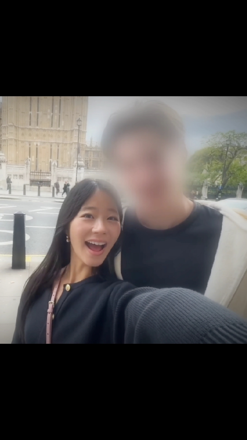idc guys she looks happy, and that’s all that matters🫶🏻 @Evelyn Ha @Ericaha @Emily ha  #evelynha #benpasternak #ericaha #emilyha #hasisters #evelynnewbf 