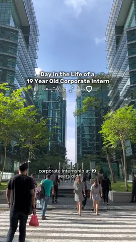 what it’s like to be a corporate intern in malaysia ❤️💼 sometimes i forget i was a corporate baddie at one point. what a fever dream lmao 😵‍💫😵‍💫❤️  #intern #Vlog #dayinthelife #internlife #malaysia #corporate #work #internshiplife #corporatelife #internship #tiktokmy #fyp 