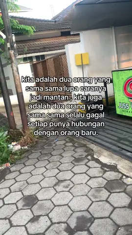 Dan kita adalah 2 orang yang sama sama saling membutuhkan , ketika diantara aku & kamu di sakitin orang baru , aku & kamu sama sama ingin pulang kerumah yang sama tapi tidak bisa 😊  #fyp #sadvibes #xybca #fypシ #fyppage #beranda 