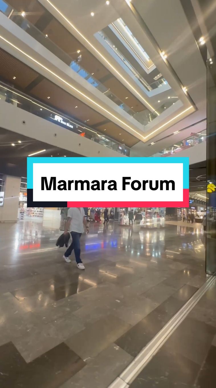 Exploring the spectacular Marmara Forum shopping mall in Bakırköy (İstanbul). #istanbul #türkiye #marmaraforum #estambul #mall #travelling #shopping #forum 