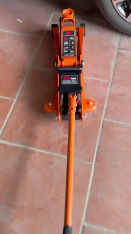 Kích cá sấu 2,5 Tấn 