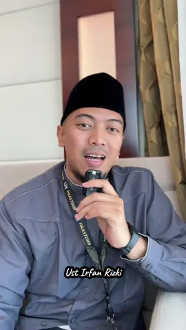 Kita akan sampai ke baitullah “aamiin” insyaALLAH ☺️🤲🤍✨ ALLAH pasti ijabah semua doa2 kita Bismillah, kami penuhi panggilanMu untuk Umroh & Haji ya Allah 🤲✨ Jadwal keberangkatan HAASTOUR insyaALLAH: 📅 29 Oktober (full seat 2 Bus, alhamdulillah)✅ 📅 29 Desember 📅 Februari 2025 📅 Ramadhan 2025 🕋 Haji Furoda 2025 Info detil @haastour : Ka Atik wa 0851 7998 7020 Semoga kita semua diberi kesempatan untuk merasakan indahnya ibadah Haji & Umroh ditahun ini, Aamiin 💖✨ #LiburanIbadah #MakkahGoals #TanahSuciCalling #UstadzIrfanRizkiHaas #haastourjourney #uir #umrohbersamauir #umroh #haji2025 