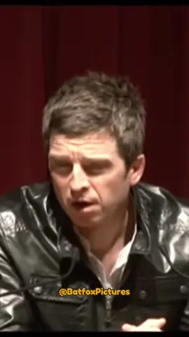 NOEL GALLAGHER - THE NIGHT IN PARIS #OASIS #NOELGALLAGHER #LIAMGALLAGHER