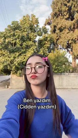 *engelledi*