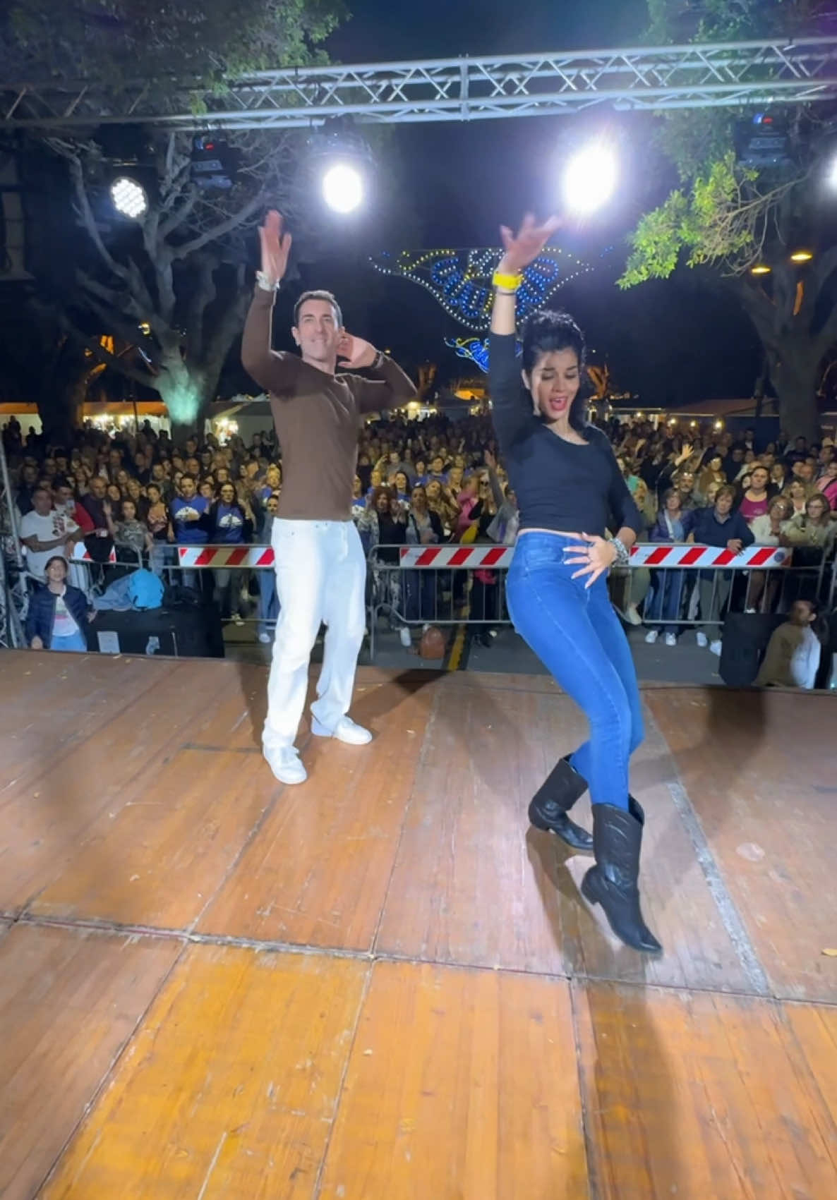 ME ENTERÉ BALLO JOEY&RINA @Christian Alicea 🎼🎧 #joeyerina #joeydistefano #socialdance #hitdelmomento #hitadaballare #trend2025 #neiperte #viral_video #viralvideos