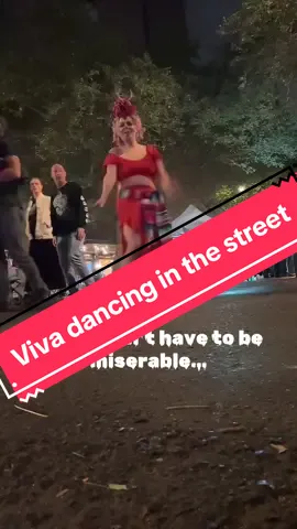#LIVEhighlights #TikTokLIVE #LIVE #mexicana🇲🇽 #inspirewomen #passion #hustle #diademuertos #exhibition #chingona #dancing #behappywithyourself 