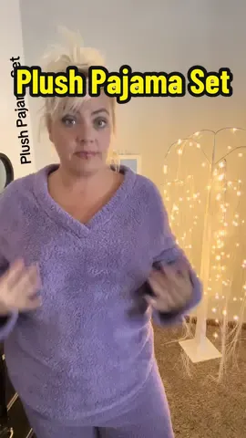 Two piece plush pajama set #PlusSize #Sleepwear #Plush #Fuzzy #Cozy #Pajamas 