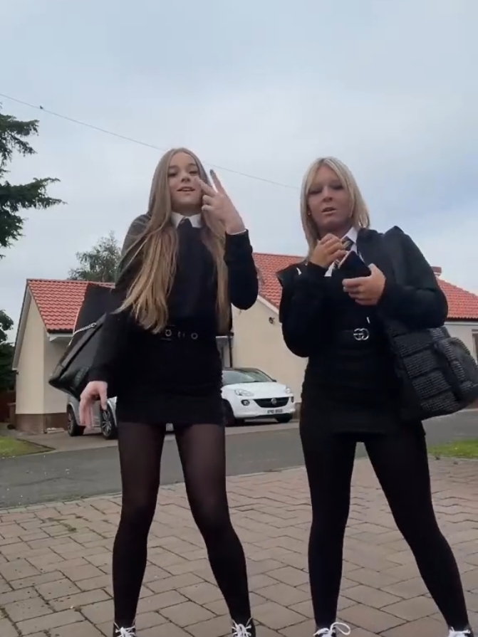 school uniform #friends #dancingqueen #viral #schoolunifromuk #dance #foryoupage #friends #schoolunifrom #goviral #fyp #dancing #dancingqueen #schoolskirt #tights 