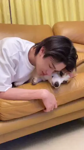 ใครจะอ้อนเต็มเต็มได้เท่าพี่ไทยคับเนี่ยน่ารัดฟุดๆ💕💕 #thaichayanon #thamethame 