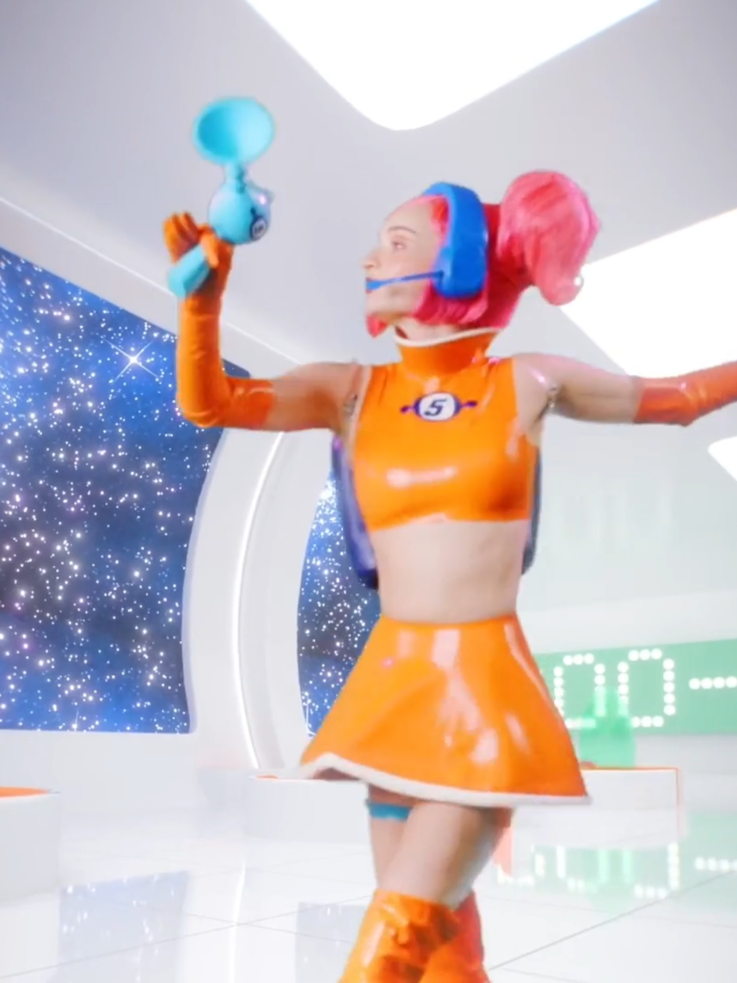 the most original cosplay | ib/rm: @joshy..cc #xuvsp #ulala #kimpetrasedit #spacechannel5 #newtrend? #ae #✨ #fypシ゚virall