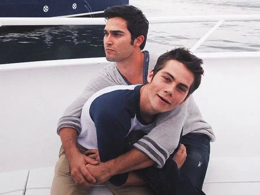 Extraño este dúo 🥺 #sterek #dylanobrien #tylerhoechlin #derekhale #stilesstilinski #teenwolf #parati #ia 