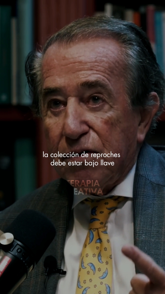 La colección de reproches debe estar bajo llave. #bienestaremocional #emociones #mentalidadpoderosa #inteligenciaemocional #psicologo #psicologiayreflexion #motivacion #mentalidad 