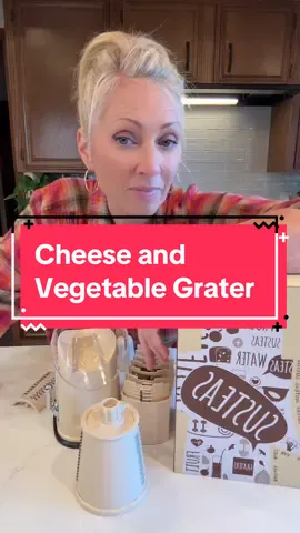 This thing is AMAZING!!!! 😃 #grater #cheese #cheesegrater #vegetablegrater #easy #getit #fyp