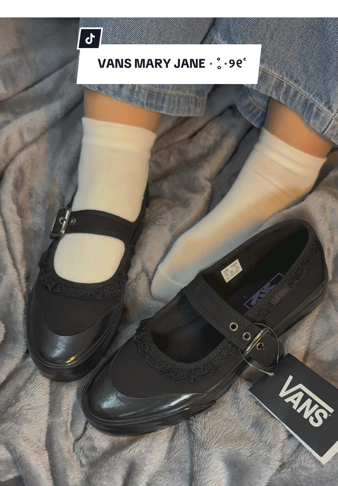 Vans mary jane 😙 tui mê và bạn cũm vậy  #crepusculeorderauth #crepusstuff #VANS #Vansmaryjane #maryjane #maryjaneshoes #crepusculexvans 
