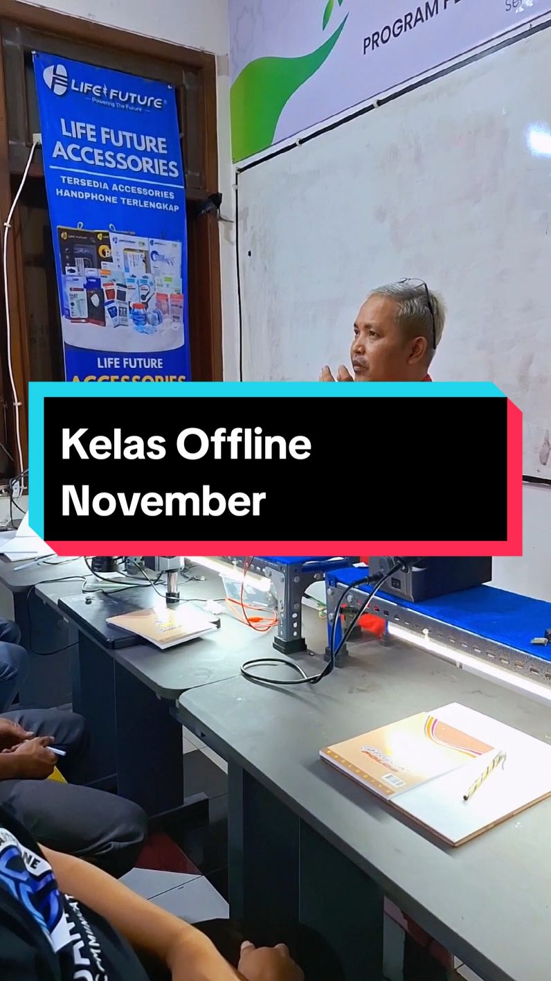 Kelas Offline Periode November  #lpkquantumtelecommunication #lpkquantumsemarang #lpk #semarang #repair #kursus #KursusHP #service #servis 