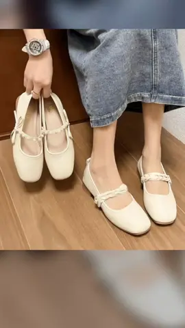 Sepatu Flatshoes Wanita Slip On Sepatu Balet Wanita Motif Tali Mutiara  Hanya Rp129.000! #flatshoes #sepatuwanita #sepatucantik #sepatu 