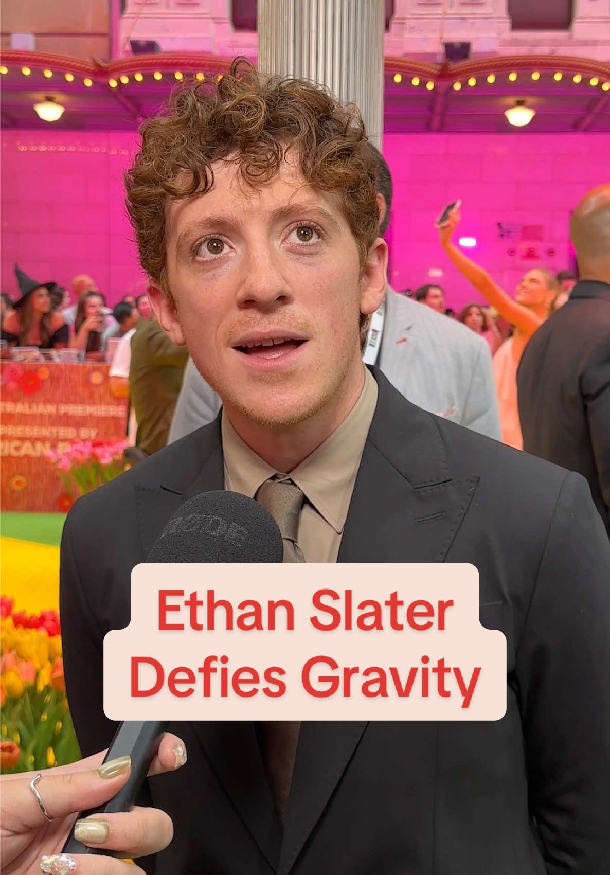 SpongeBob's got vocals 🎤 #ethanslater #wicked #elphaba #popsugarau 